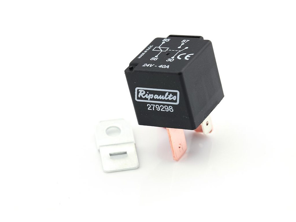Relæ 24V 40A. 9mm spade