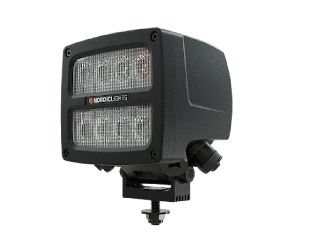Scorpius XTR 7500 Flood BltInDeutsch TT P