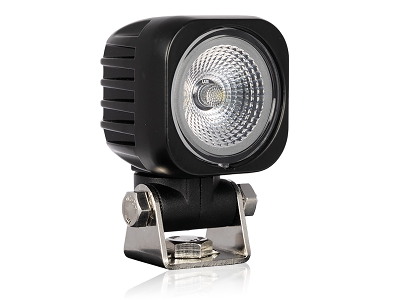 BULLBOY AGRILINE LED arbejdslampe. R10. Firkantet. CISPR25. 20W. 9-32V